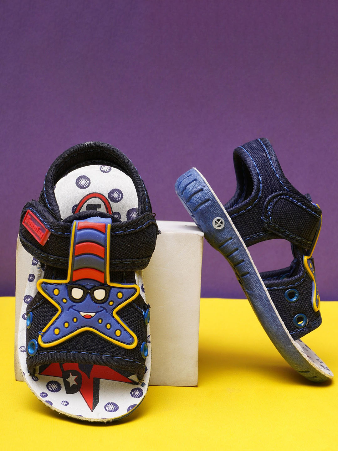 BUNNIES Infant Printed Musical Chu Chu Sandals