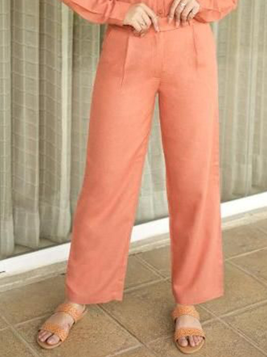 Mlada Women Linen Flared High-Rise Linen Easy Wash Pleated Wide Leg Trousers