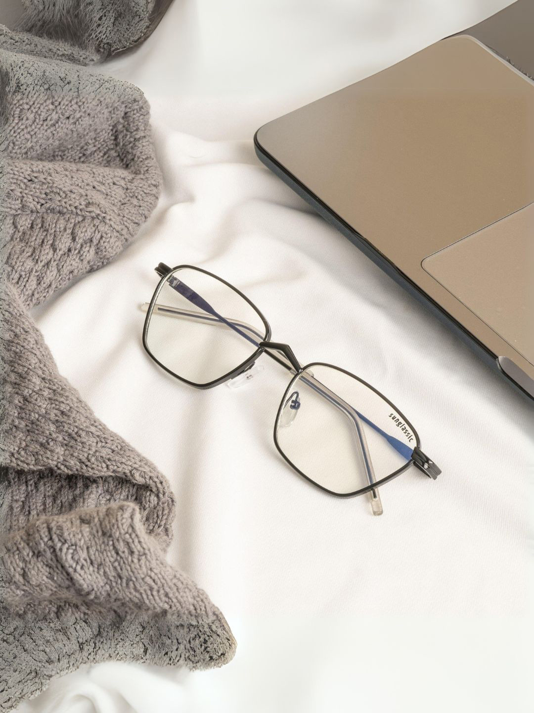 SUNGLASSIC Unisex Rectangle Sunglasses with UV Protected Lens Andreas- Black-DN-Clear