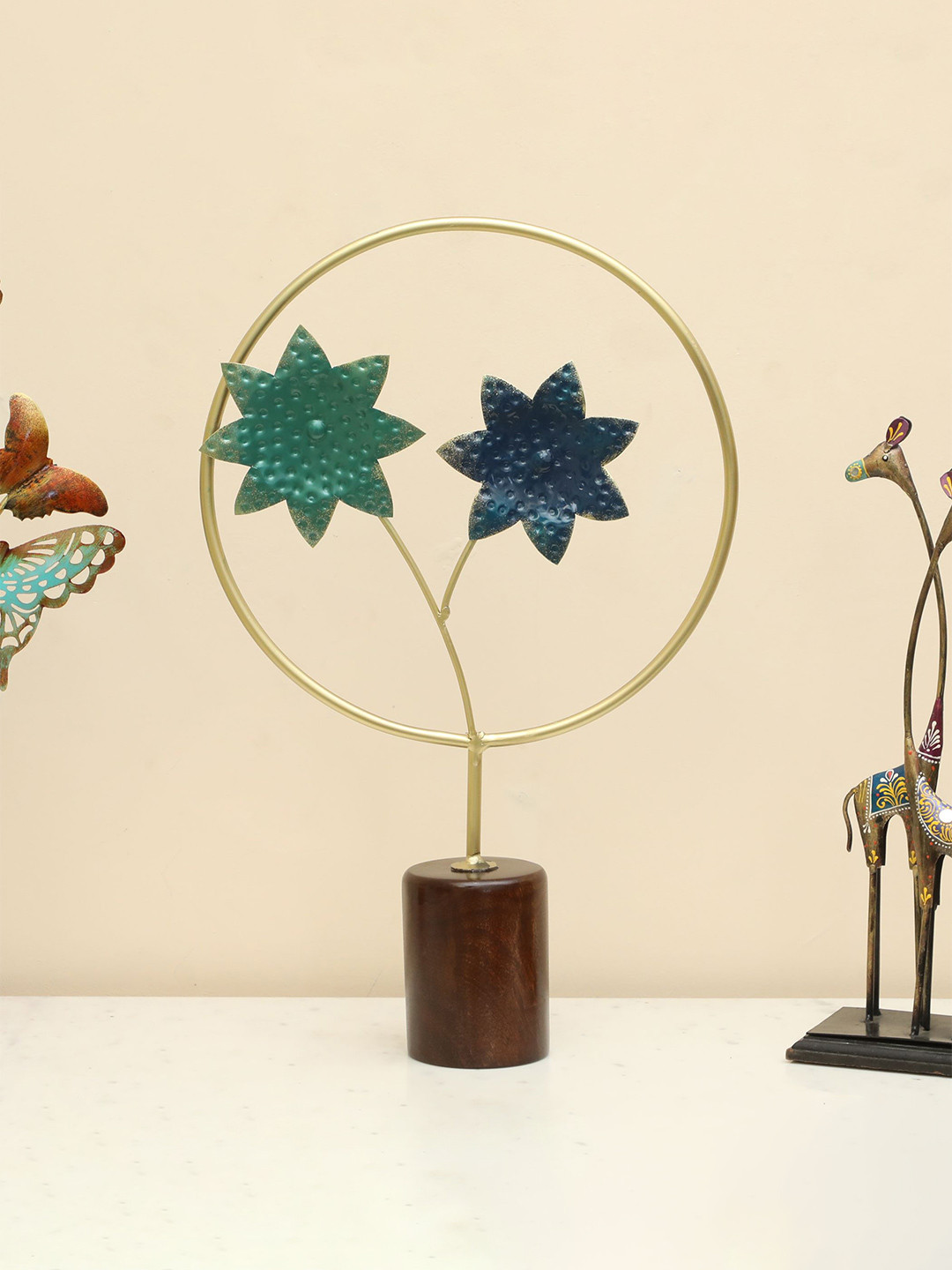 vedas F-Mirka Flower Gold Metal Metallic Dining Room Medium Showpiece - 22 Inches