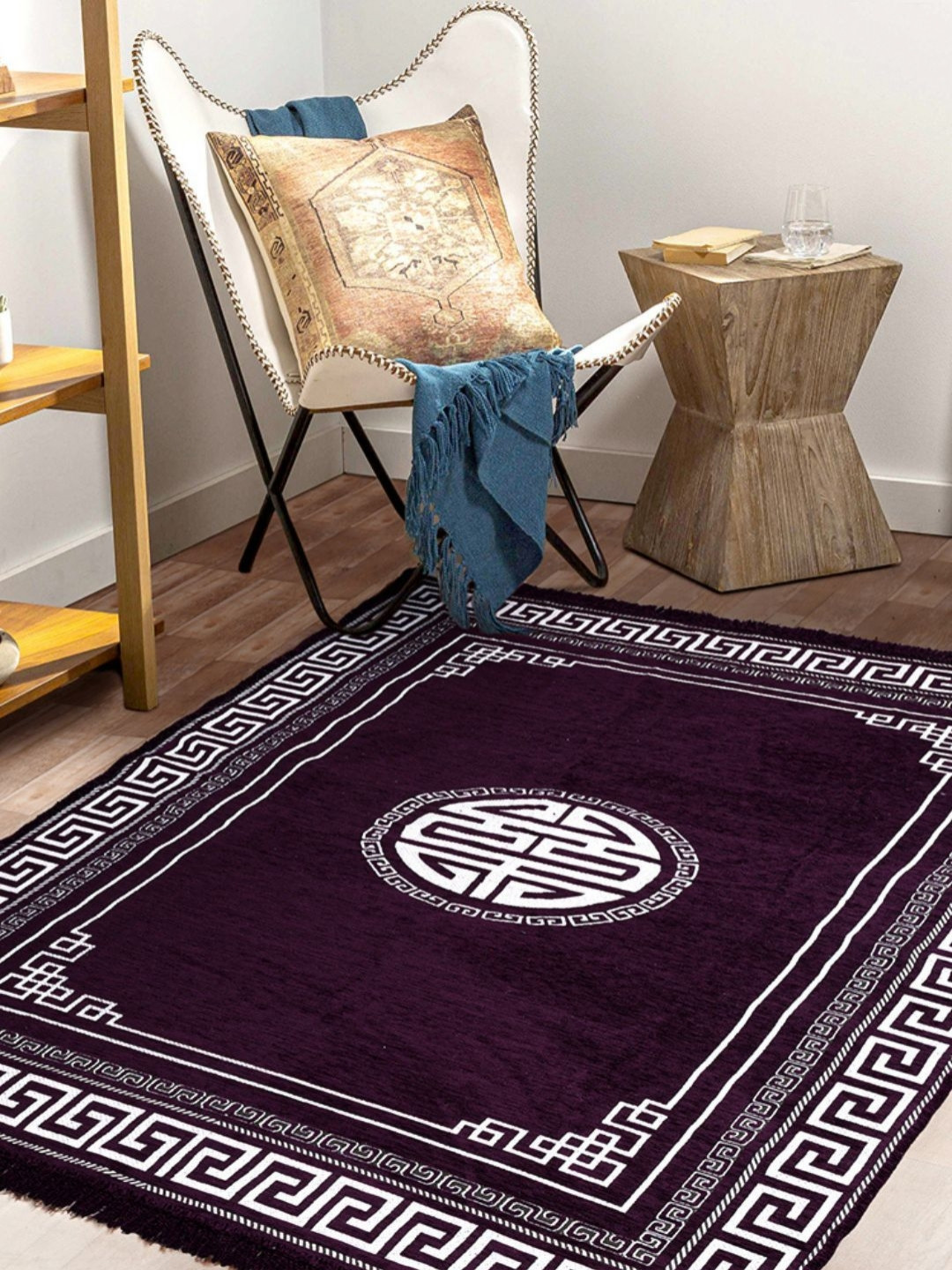 VAS COLLECTIONS Maroon & Cream Colored Geometric Printed Velvet No Shredding Carpet