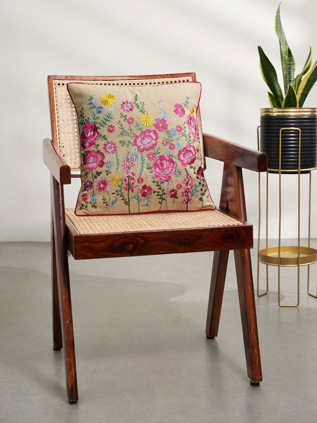 Living scapes by Pantaloons Embroidered Cotton Breathable Cushion Cover - 15.7x15.7In