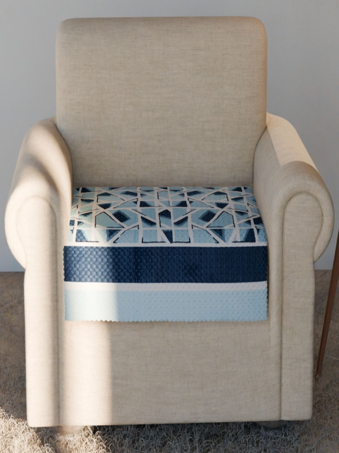 Fashion Throw Blue & White Geometric Printed Velvet Sofa Cover