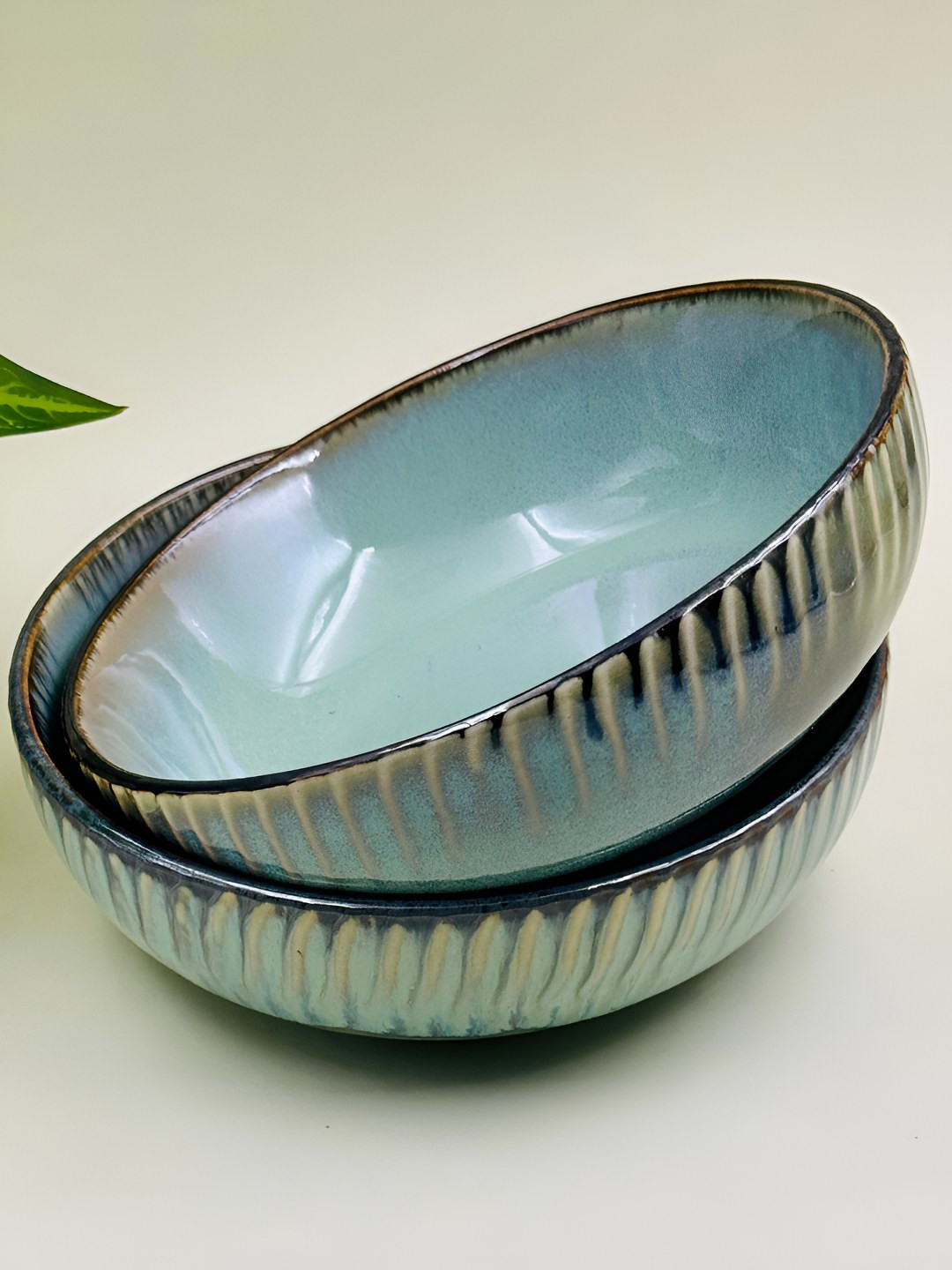 Lupaava Green and Black 2 Pieces Ceramic Glossy Microwave Safe Serving Bowl 700 ml