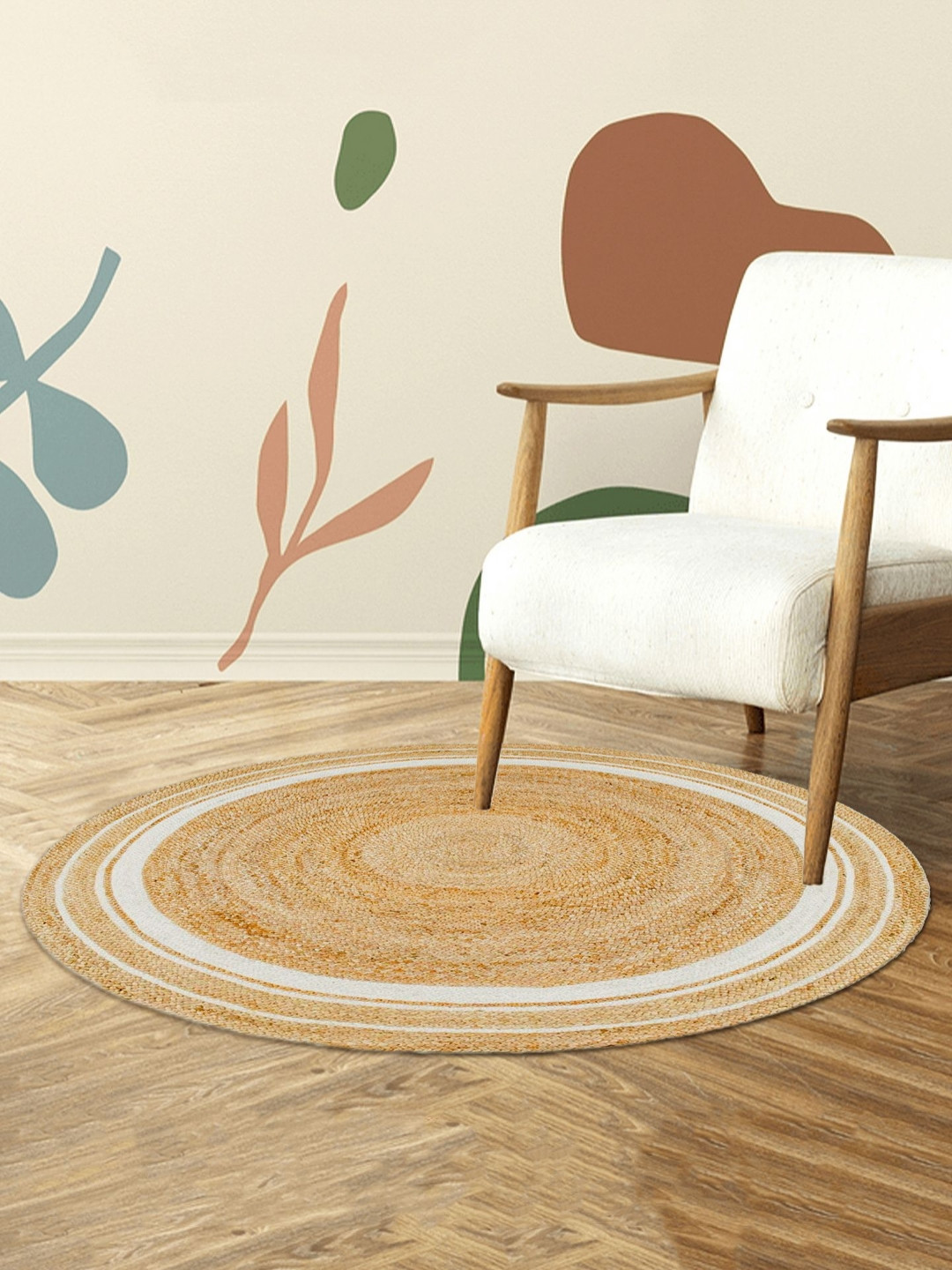 HABERE INDIA Beige & White Round Jute Bohemian Carpet