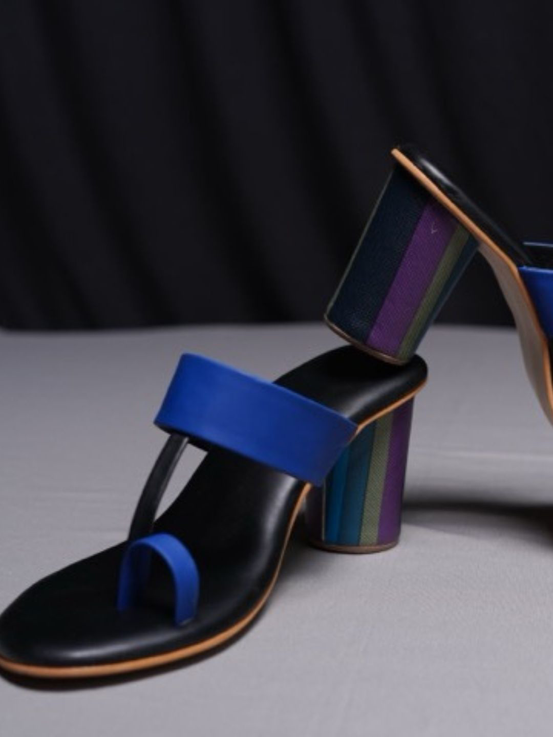 Dhaga Women Stripes Block Heel Kolhapuri Sandals