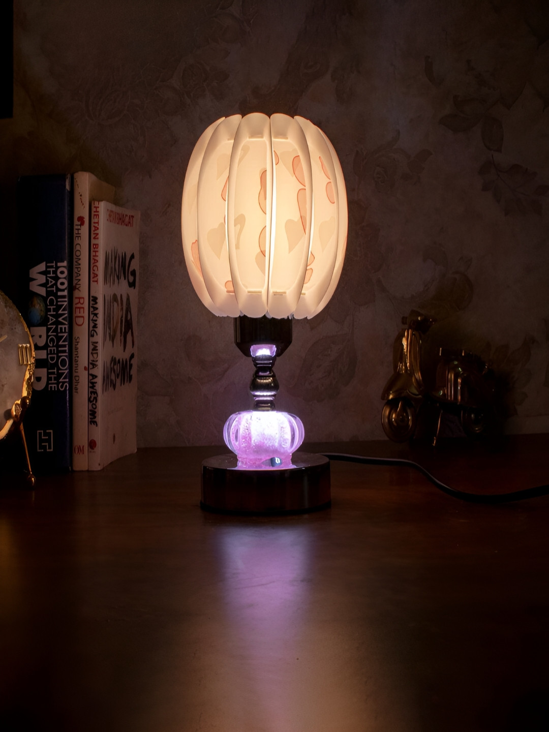 Craftlayout Transparent & Silver-Toned Printed Abstract Shaped Metal Table Lamp With Bulb