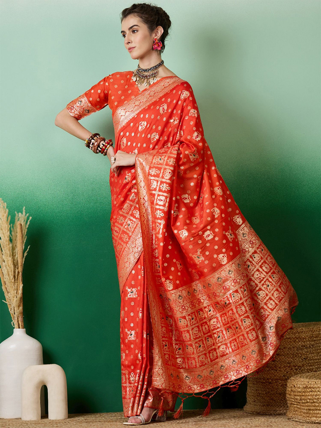 DEVATITHI Orange Staple Dola Jacquard Saree