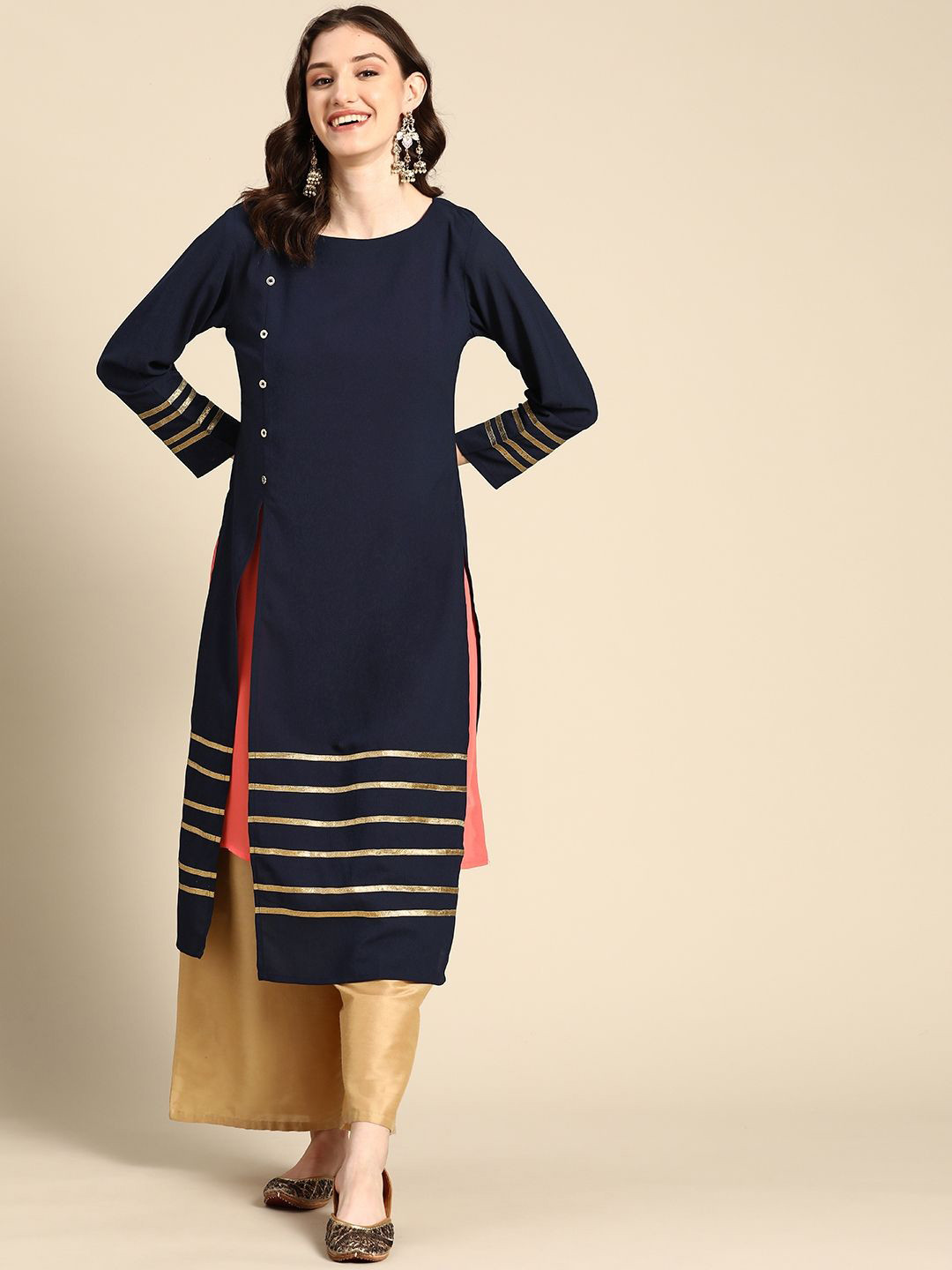 Suha High Slit Round Neck Straight Kurta With Slip