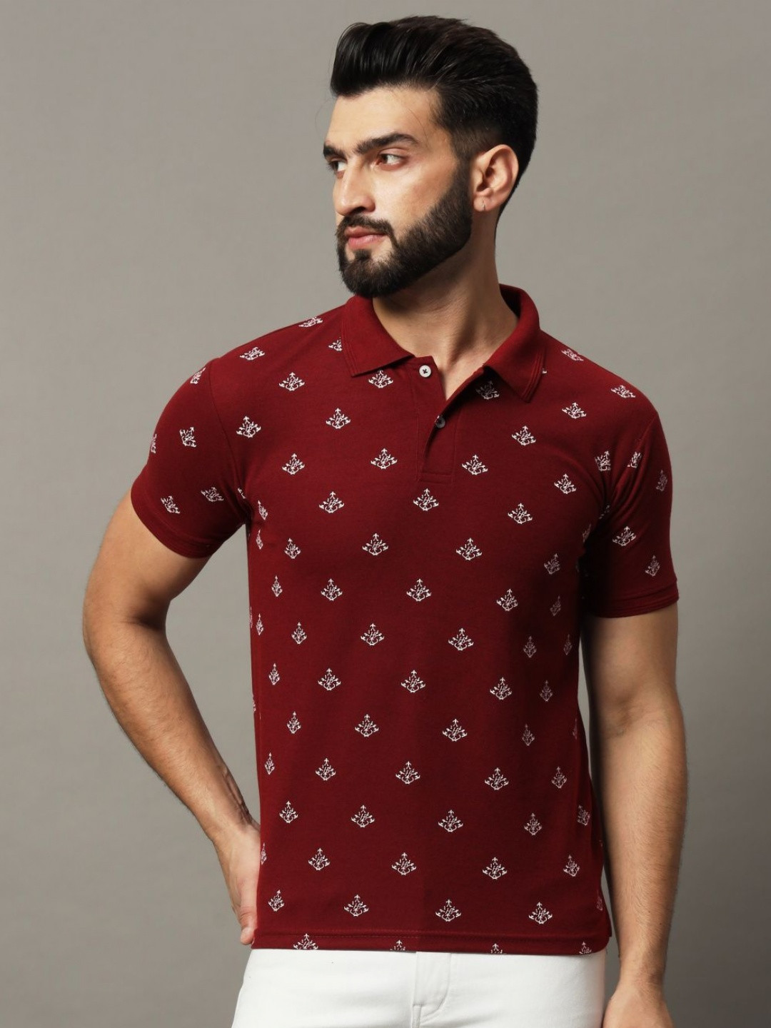 HUSHBUCKS Men Printed Polo Collar Pockets T-shirt