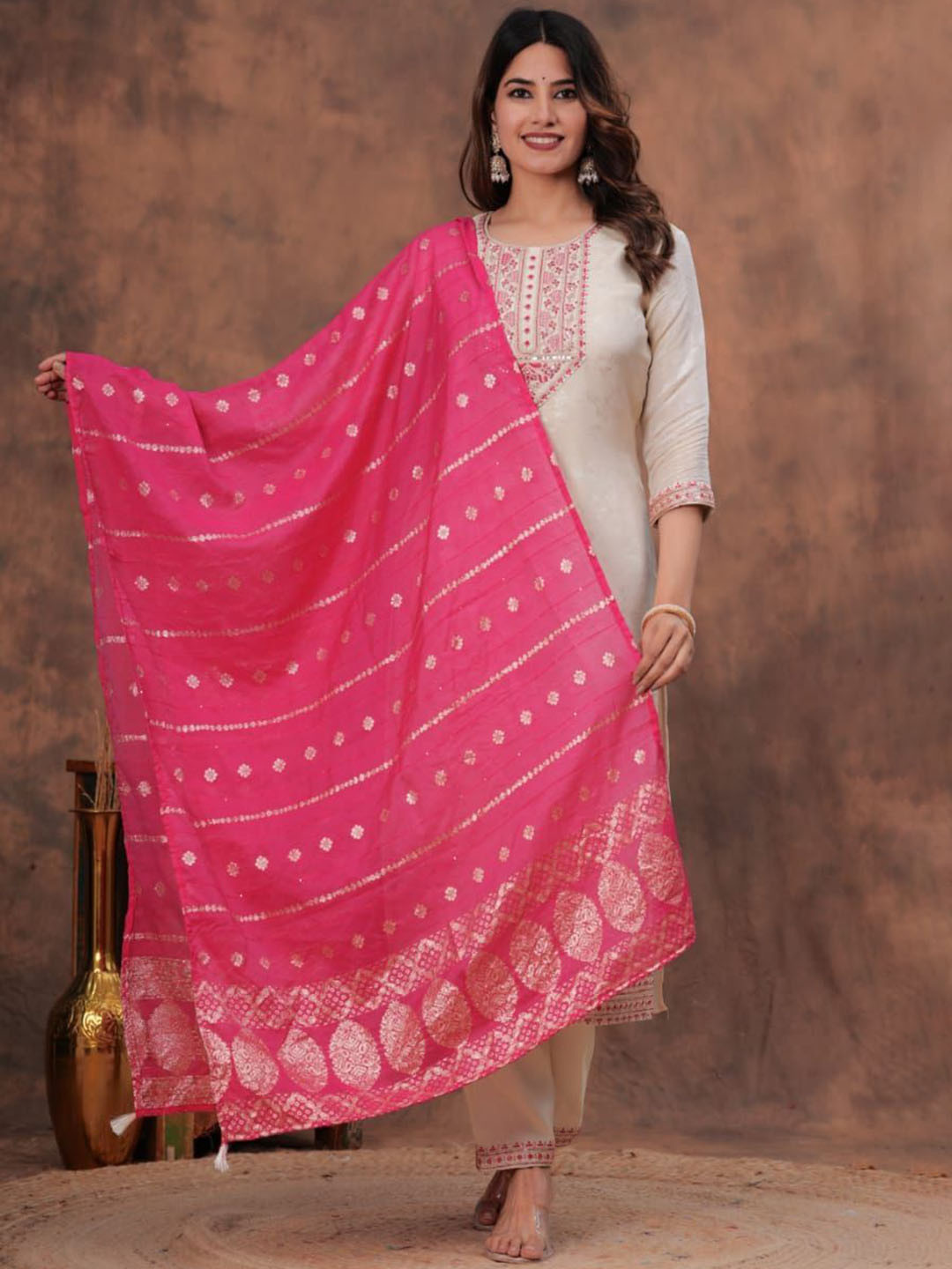 LP LABEL PEHNAVA Floral Embroidered Sequinned Kurta With Trousers And Dupatta