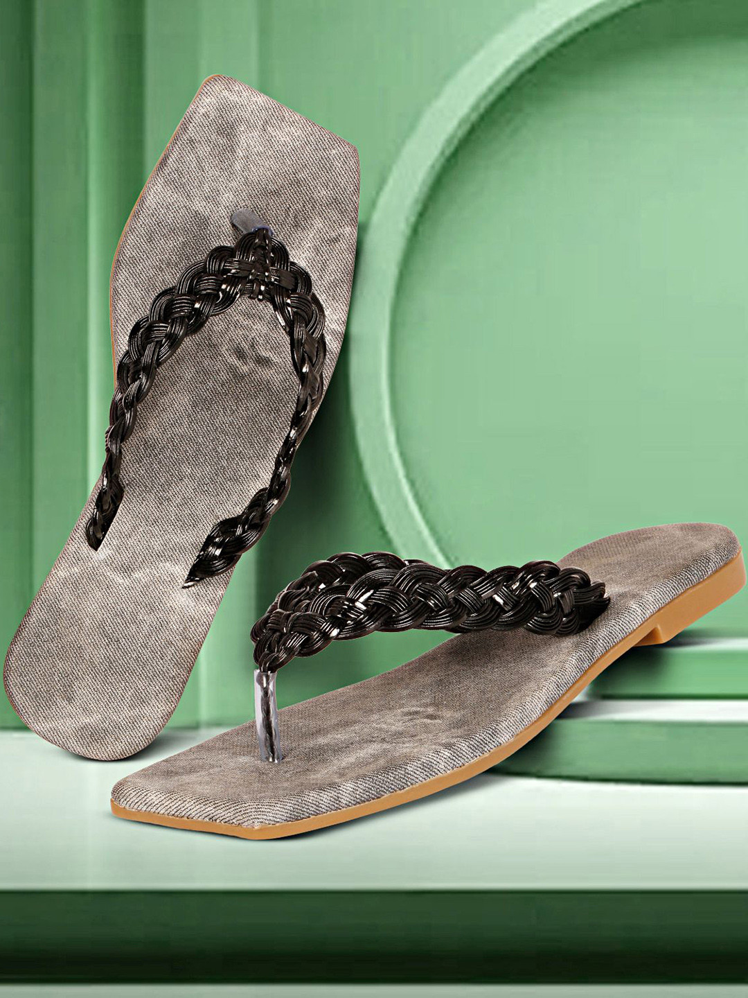 Commander Shoes Women Woven Design T-Strap Flats