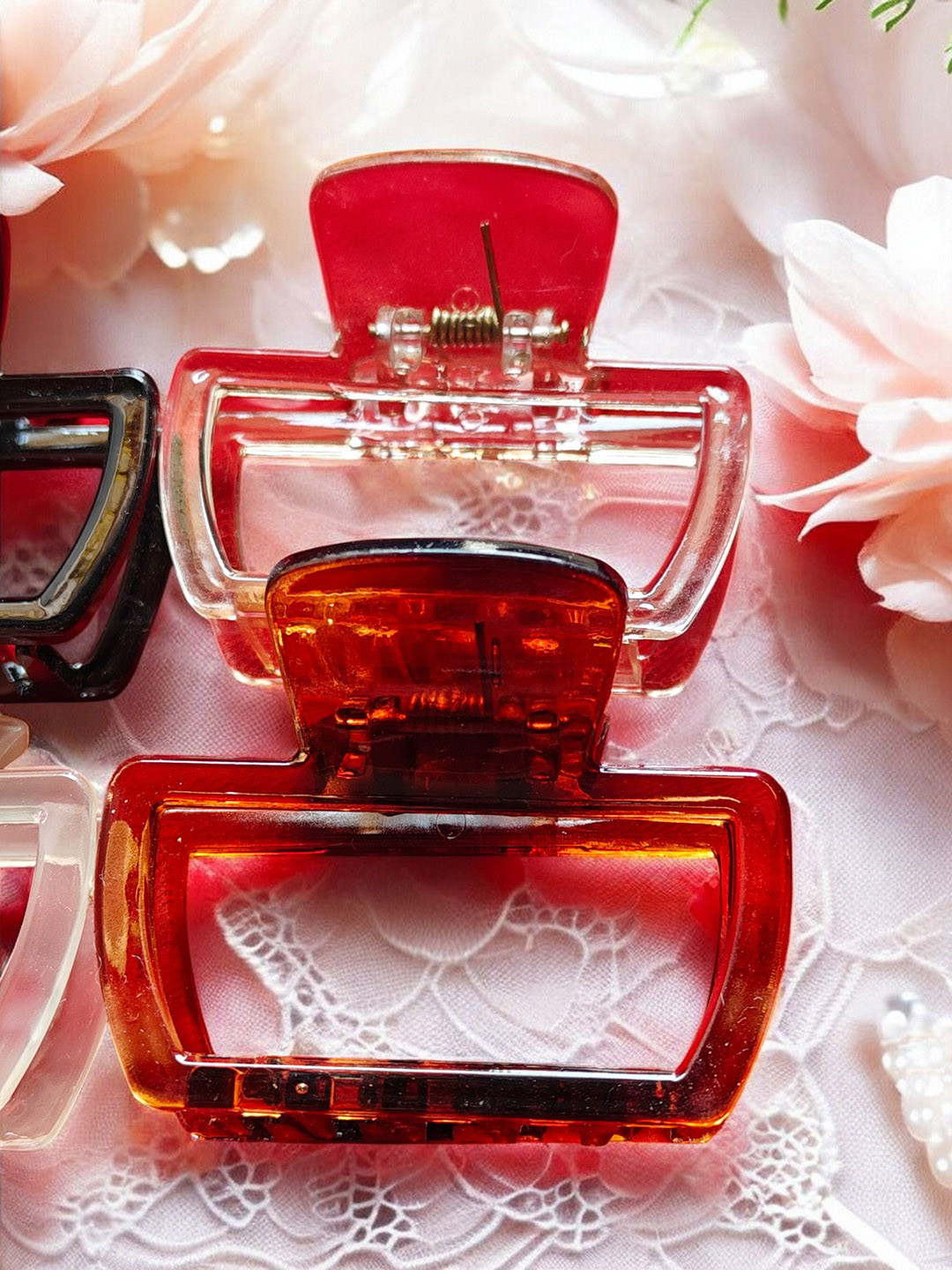 CHRONEX Set Of 4 Glossy Finish Claw Clips - Assorted