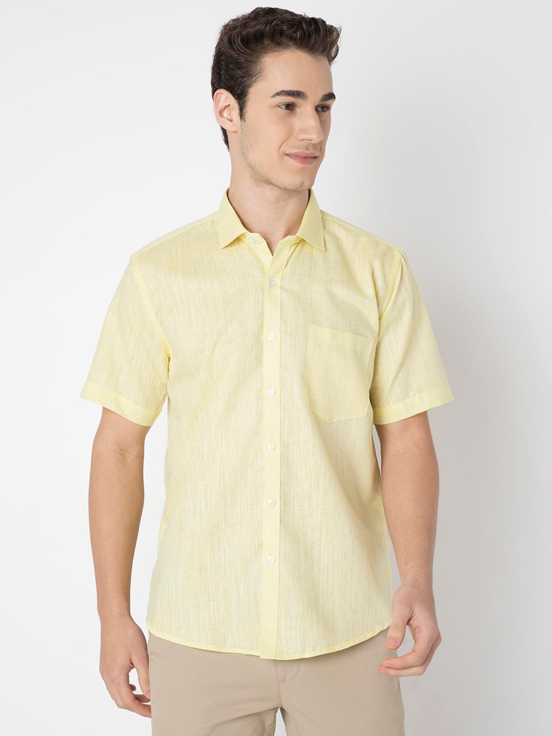 MARK & ALBERT Men Regular Fit Spread Collar Solid Casual Shirt