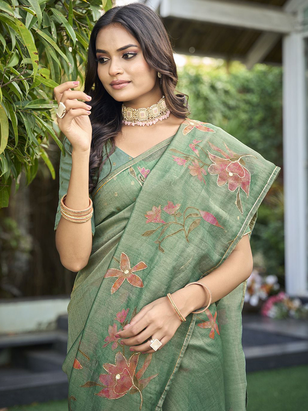 Ethnielle Floral Tissue Saree