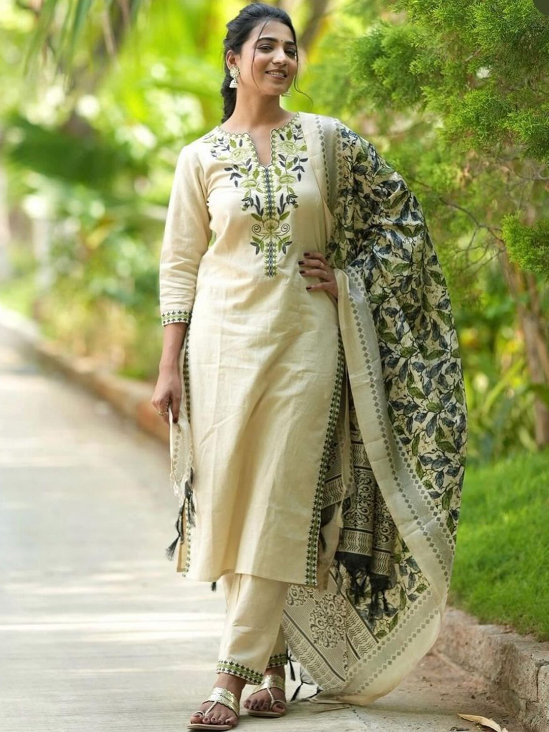 LP LABEL PEHNAVA Floral Embroidered Pure Cotton Kurta With Trousers And Dupatta