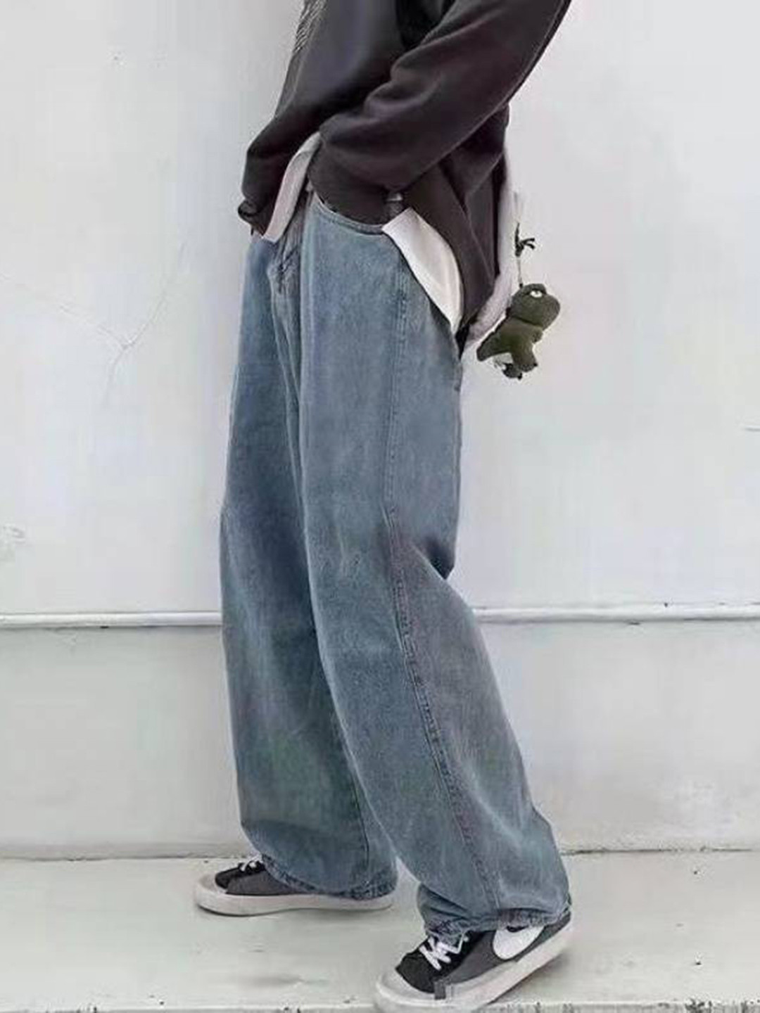 HERE&NOW Men Baggy Slash Knee Jeans