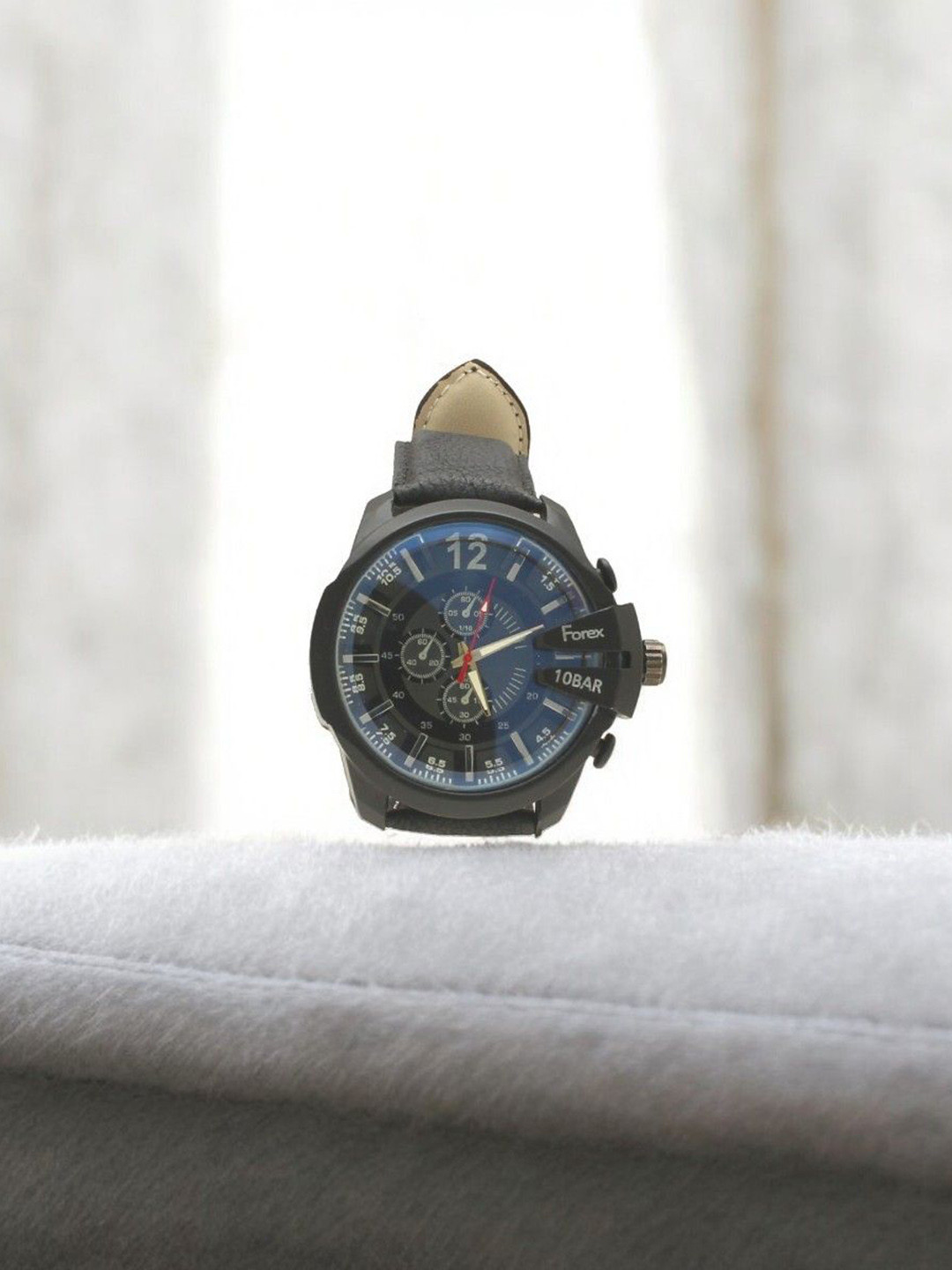 Sri Jagdamba Pearls Dealer Men Printed Dial & Straps Analogue Watch