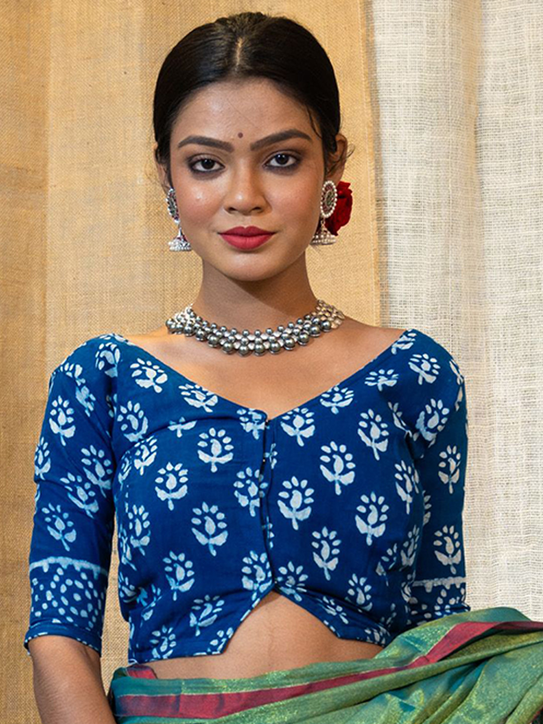 Uttariya Indigo Women Floral Printed V Neck Cotton Saree Blouse