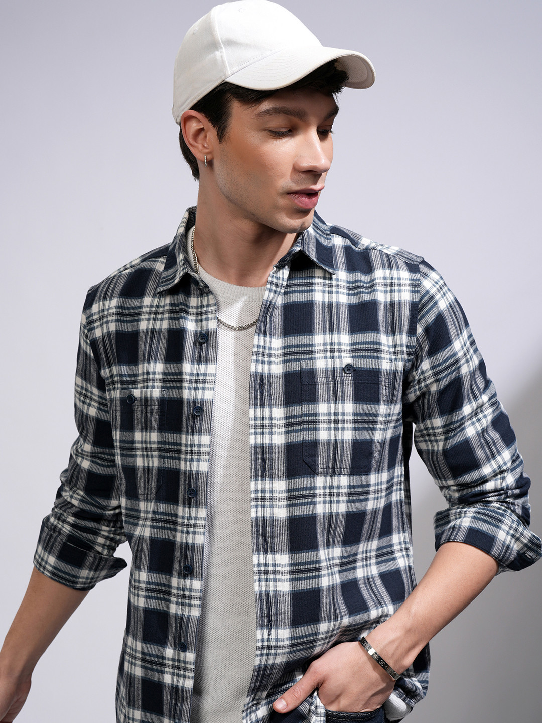 HIGHLANDER Men Flannel Textured Checked Casual Slim Fit Shirt