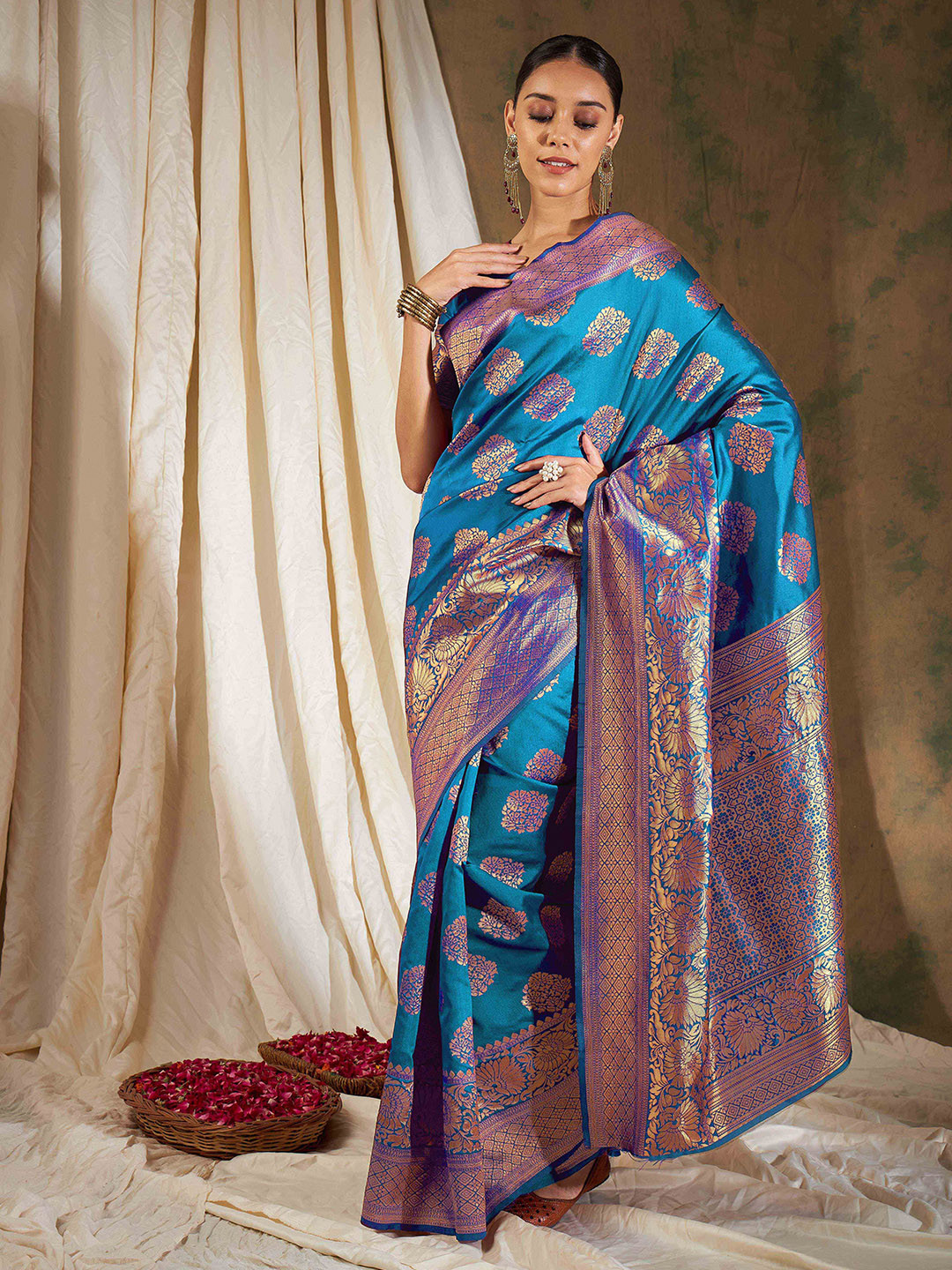 DEVATITHI Sky Blue Banarasi Silk Saree