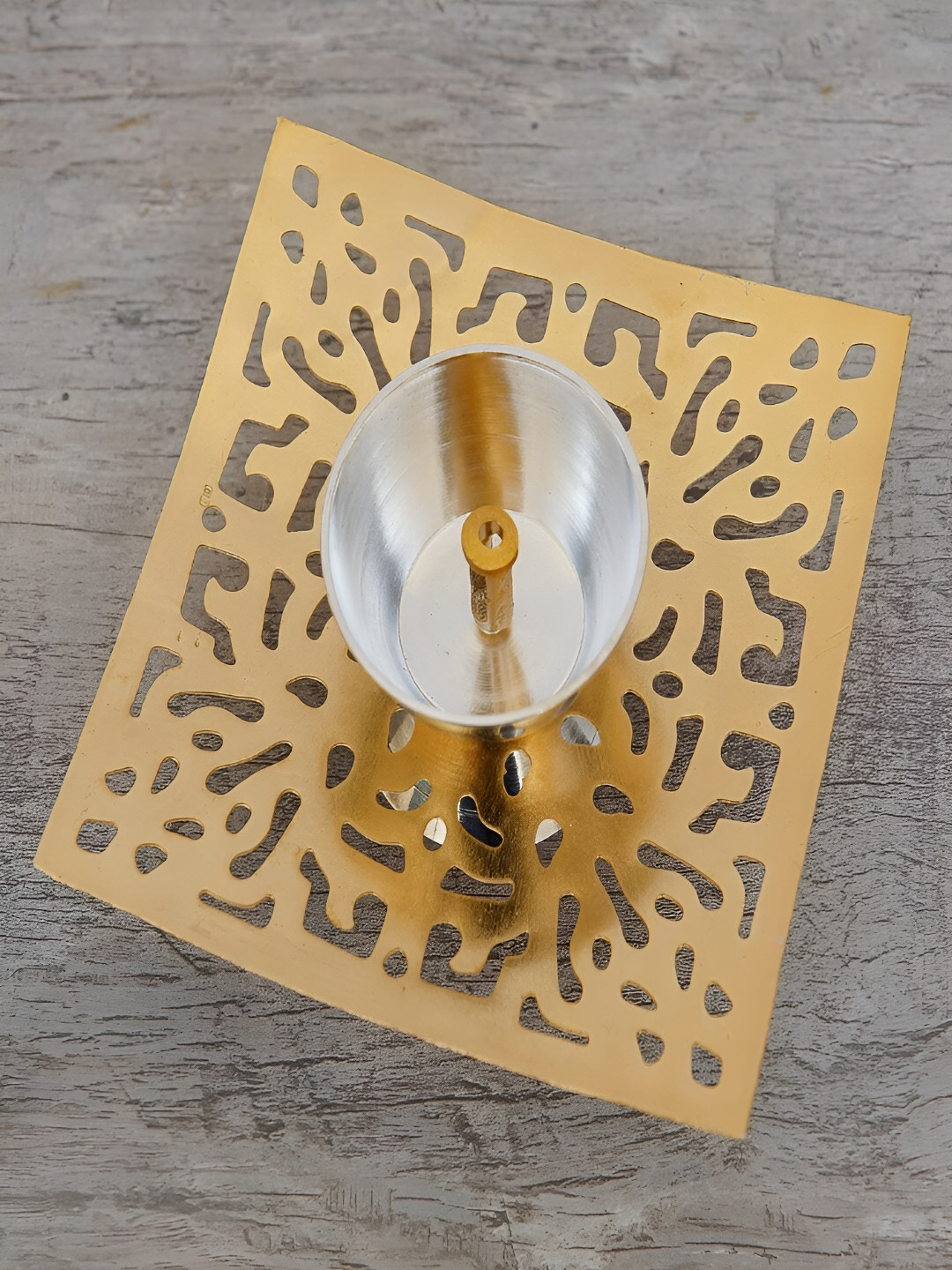 Craftlayout Gold Toned & Silver Toned Metal Diya Oil Lamp