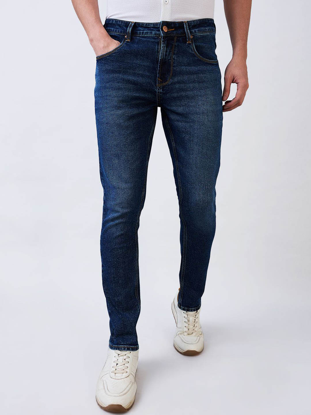 SPYKAR Men Whiskers and Chevrons Slim Fit Low-Rise Light Fade Cotton Jeans