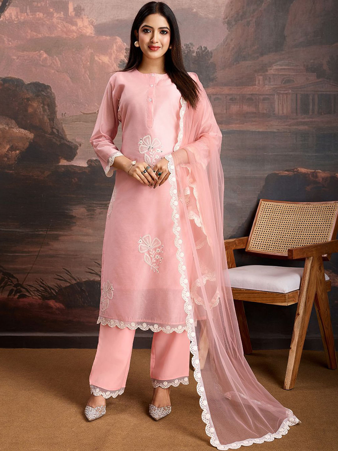 House of Pataudi Embroidered Detail Kurta & Trousers With Net Dupatta Set