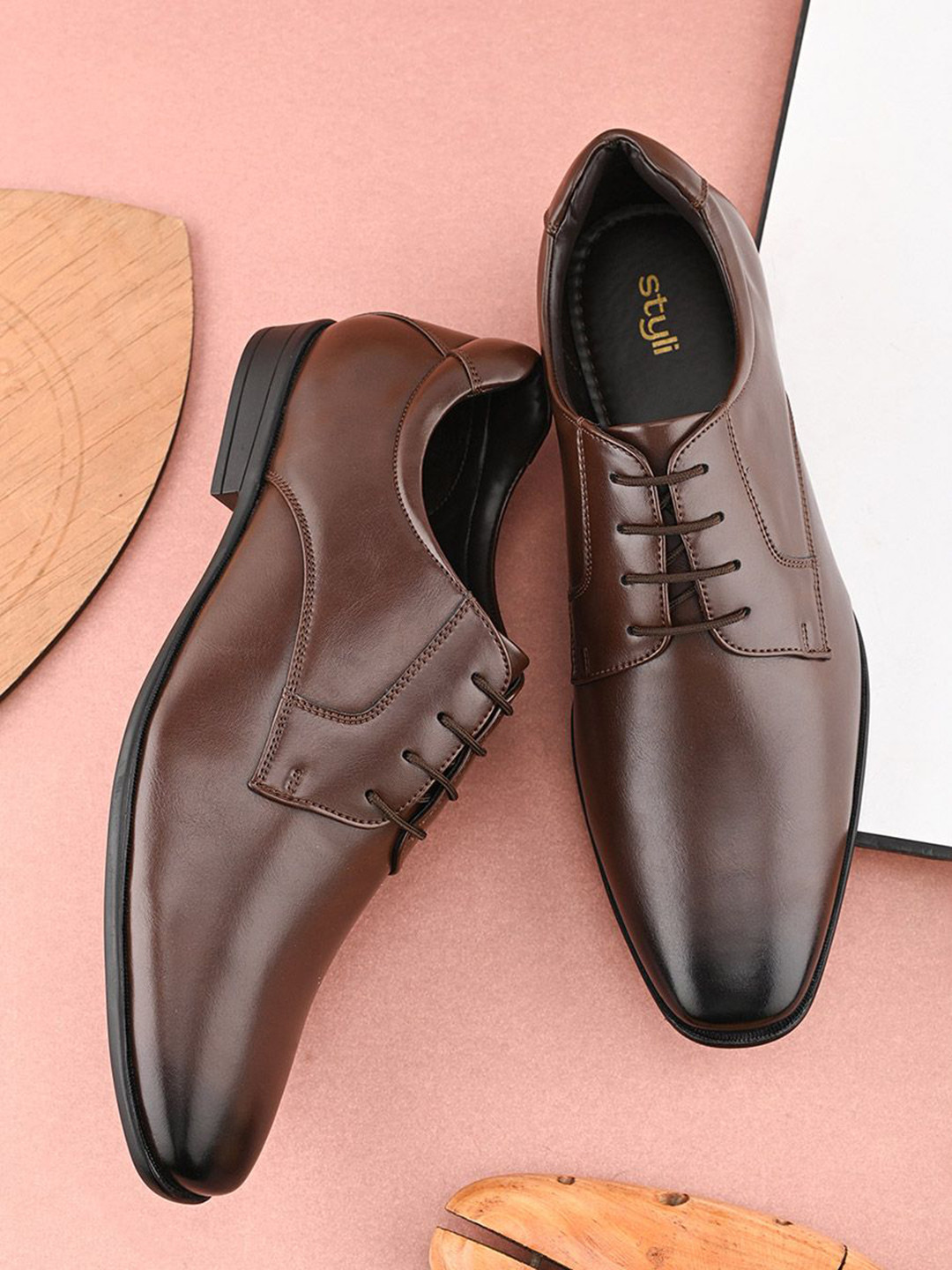 Styli Men Faux Tan Leather Formal Lace Up Shoes