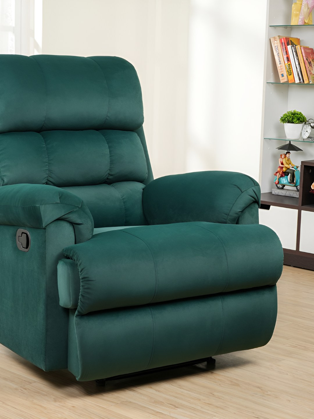 SOLIS Royale - The Desired Comfort Green Fabric Manual 1 Seater Recliner