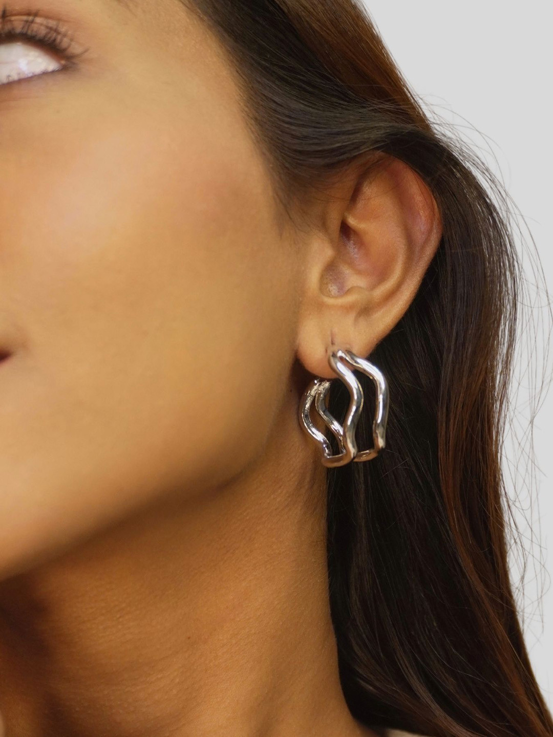 House of Pehr Silver Plated Contemporary Ripple Hoop Earrings