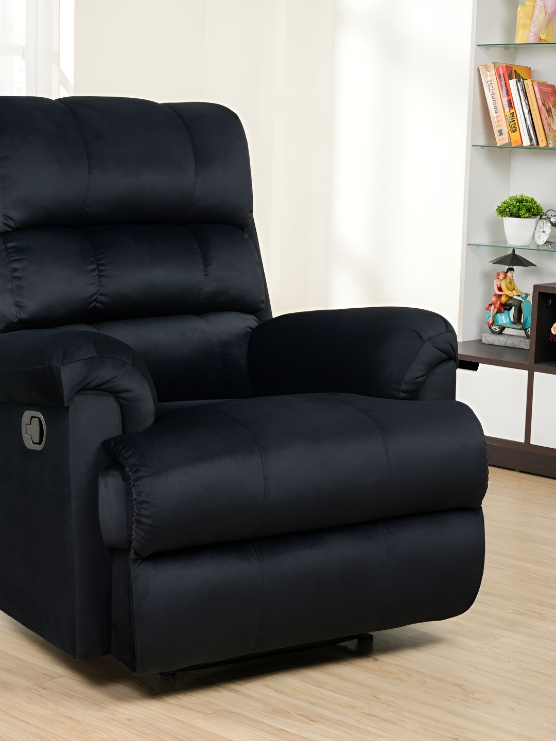 SOLIS Royale - The Desired Comfort Black Fabric Manual Recliner Sofa Chair