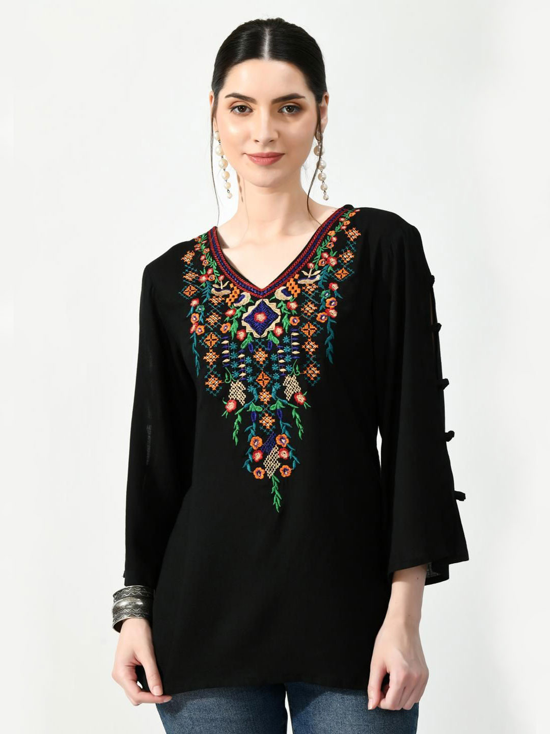 VAAMII Floral Embroidered Top