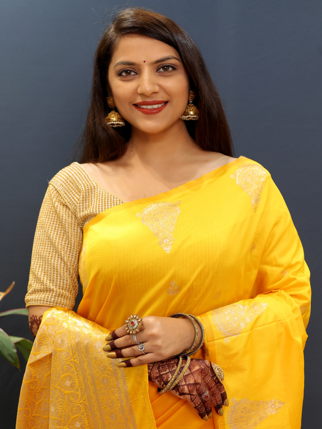 amirat Pavitra Ethnic Motifs Woven Design Zari  Banarasi Saree