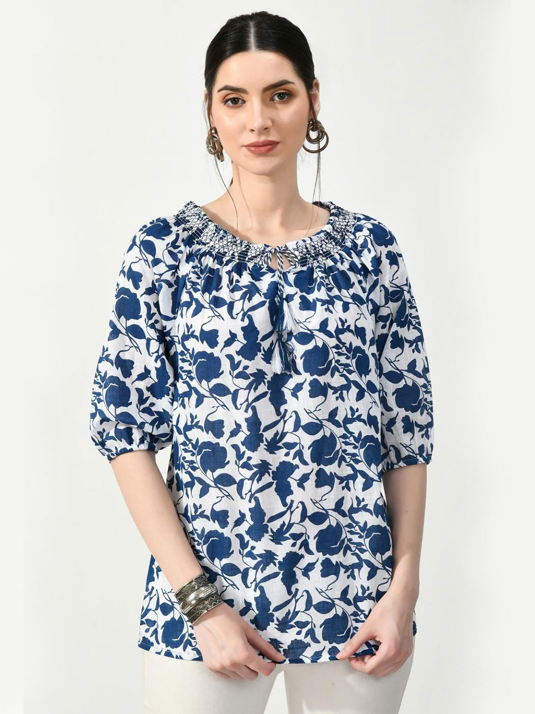 VAAMII Women Floral Printed Pure Cotton Keyhole Top