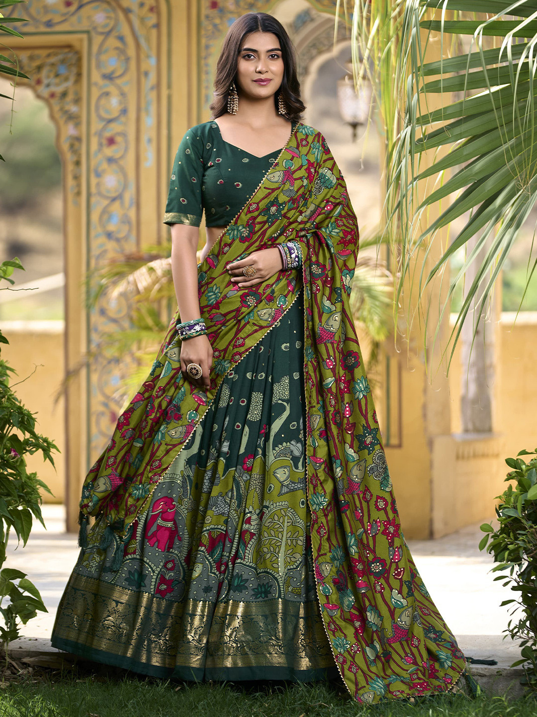 Aavisa Queency Printed Ready to Wear Lehenga & Unstitched Blouse With Dupatta