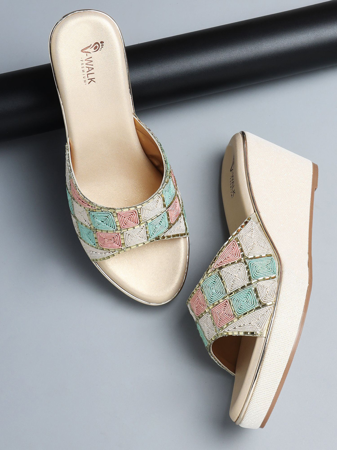 V-WALK Embellished Platform Sandals