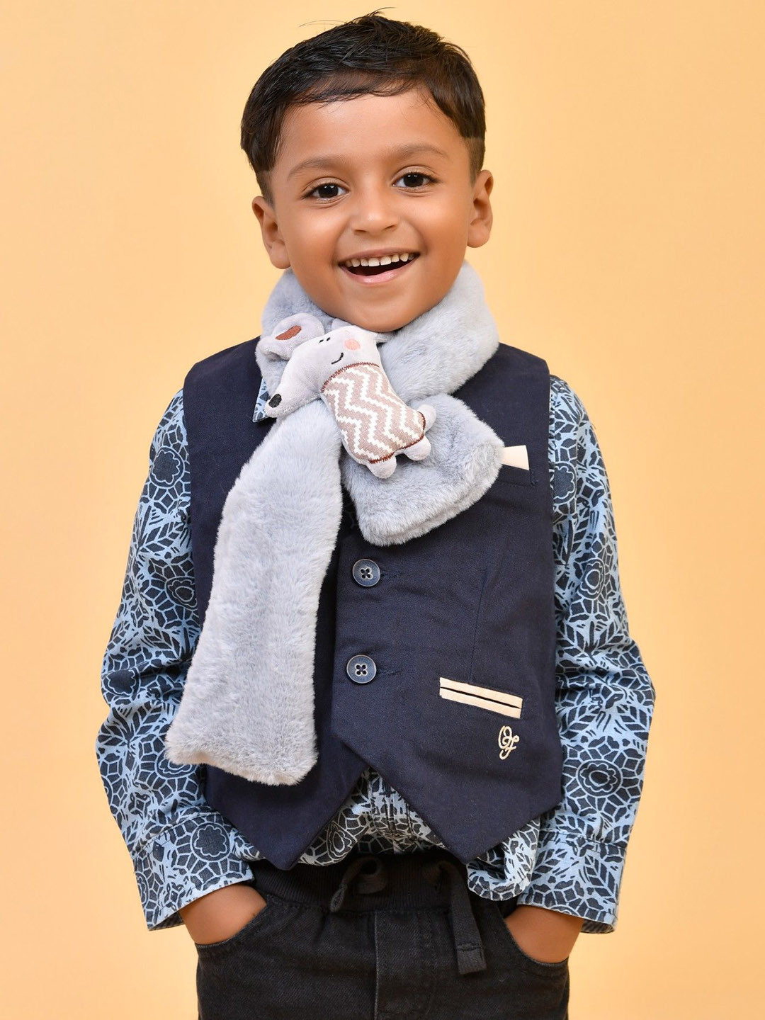 SHOP FRENZY Kids Acrylic Mufflers