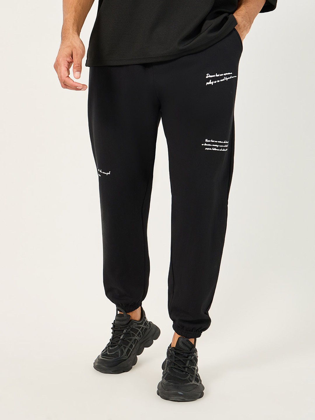 Styli Men Oversized Grafitti Printed Jogger