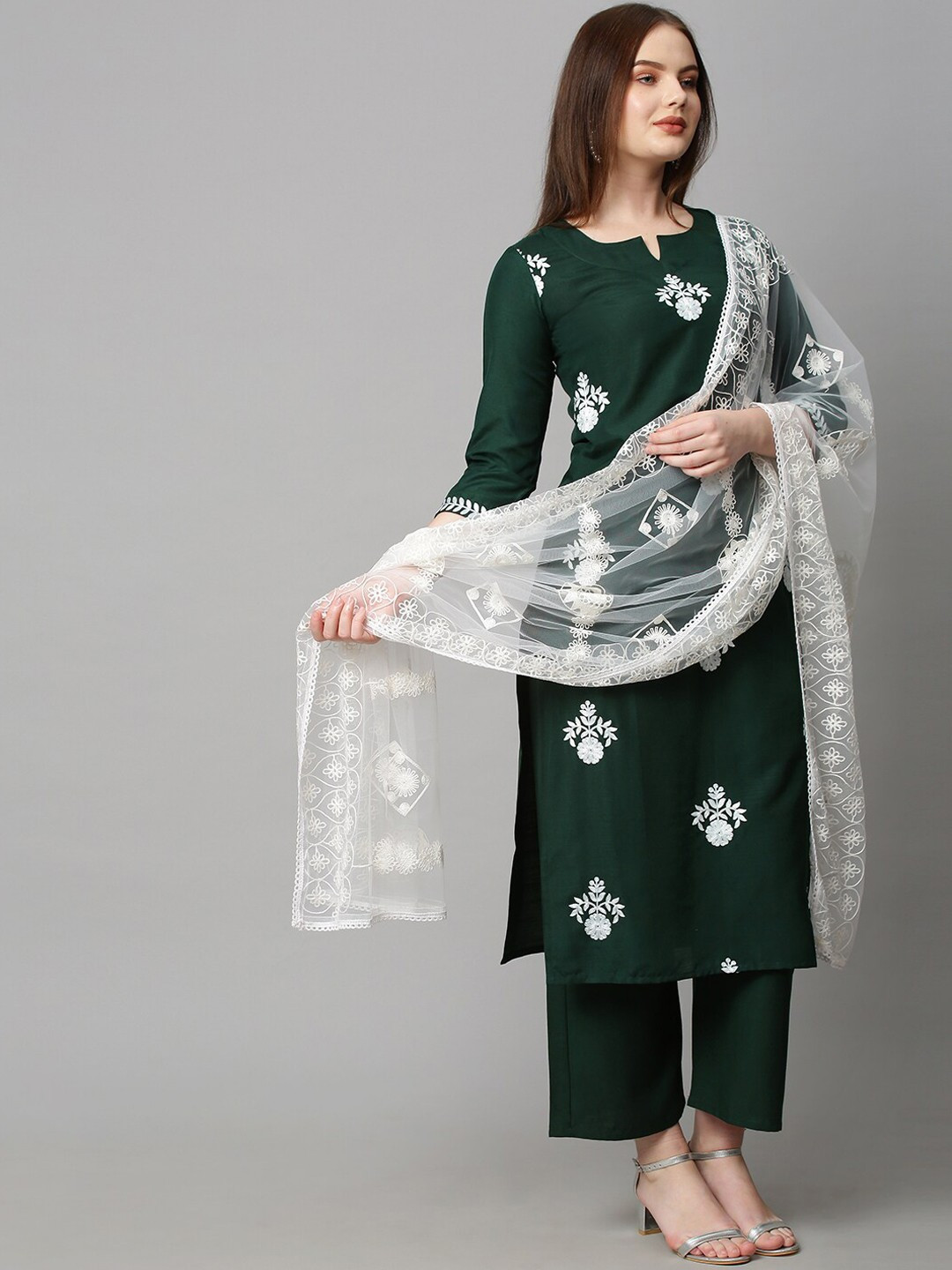 DIVASTRI Coin Floral Embroidered Notch Neck Straight Kurta With Trousers & Dupatta
