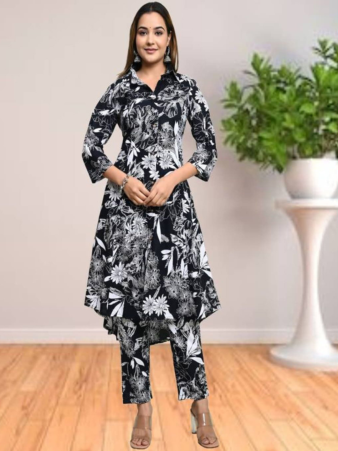 The loom craft Floral Printed Shirt Collar A-Line Kurta With Trouser