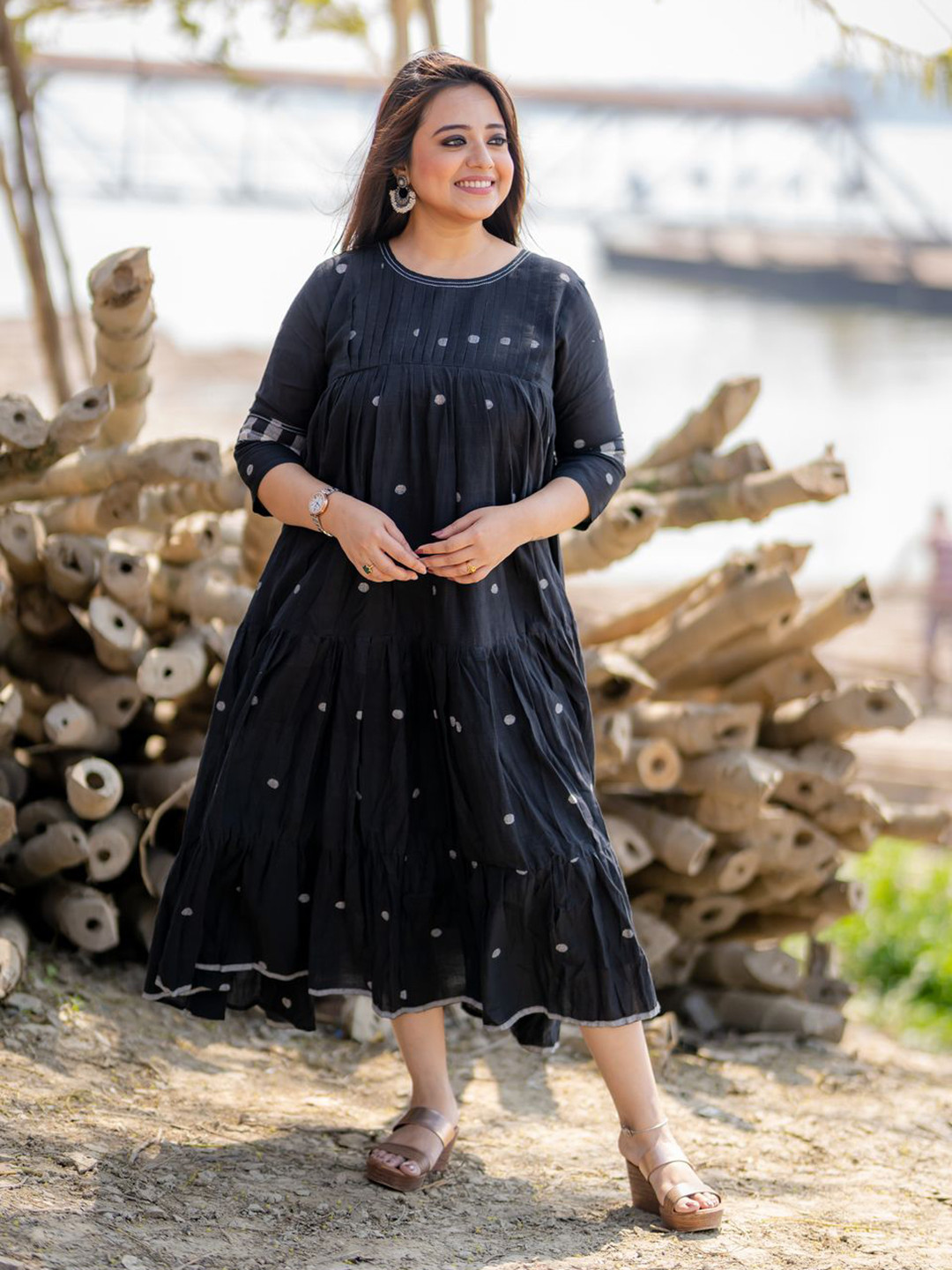 ANAIYAH Polka Dot Black Tier Jamdani with Pleated Yoke