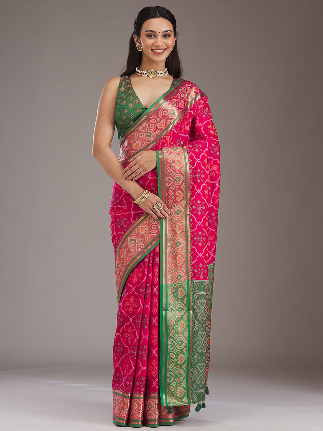 Koskii Pink Threadwork Art Silk Saree