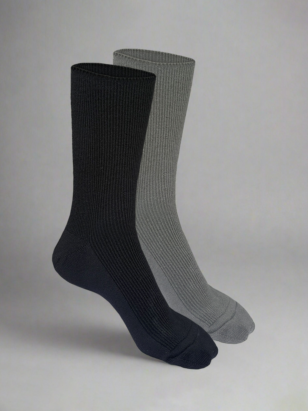 HEELIUM Unisex 2-Pcs Crew Length Woolen Socks For Men & Women