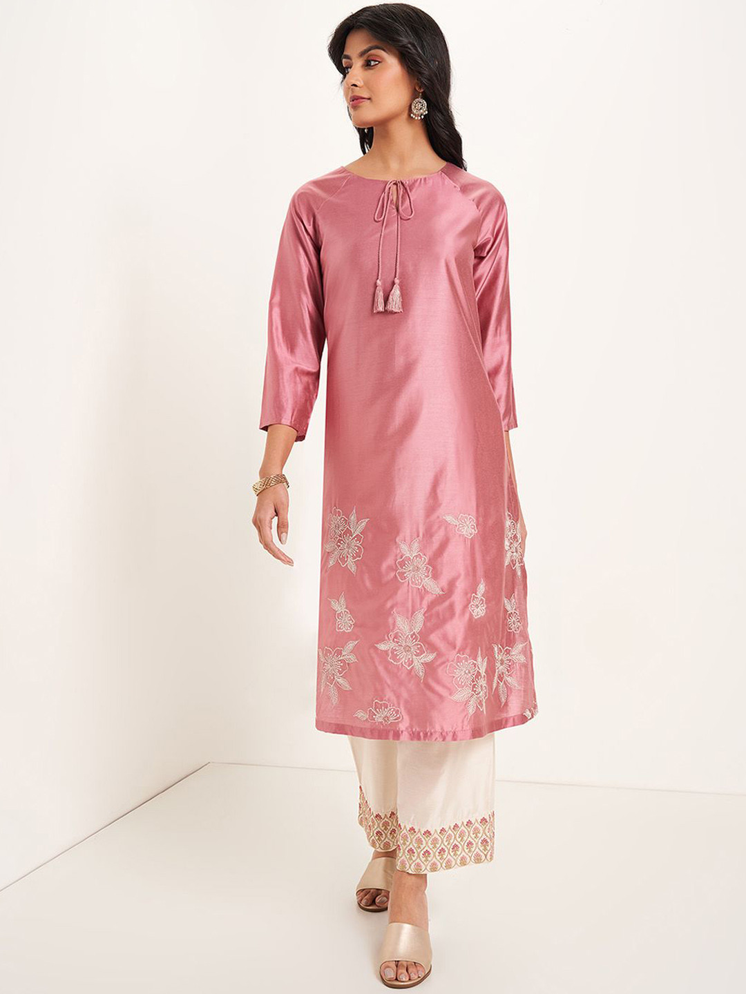 RANGMANCH BY PANTALOONS Floral Embroidered Tie-Up Neck Straight Kurtas Straight Kurtas