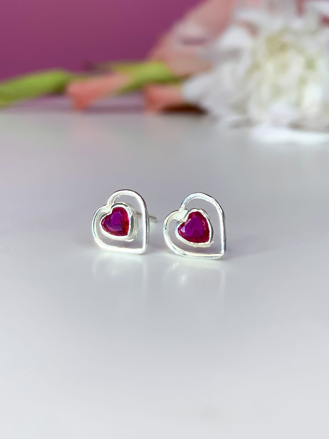 Unniyarcha 92.5 Silver Silver-Plated Stone Studded Heart Shaped Whispers of Love Studs