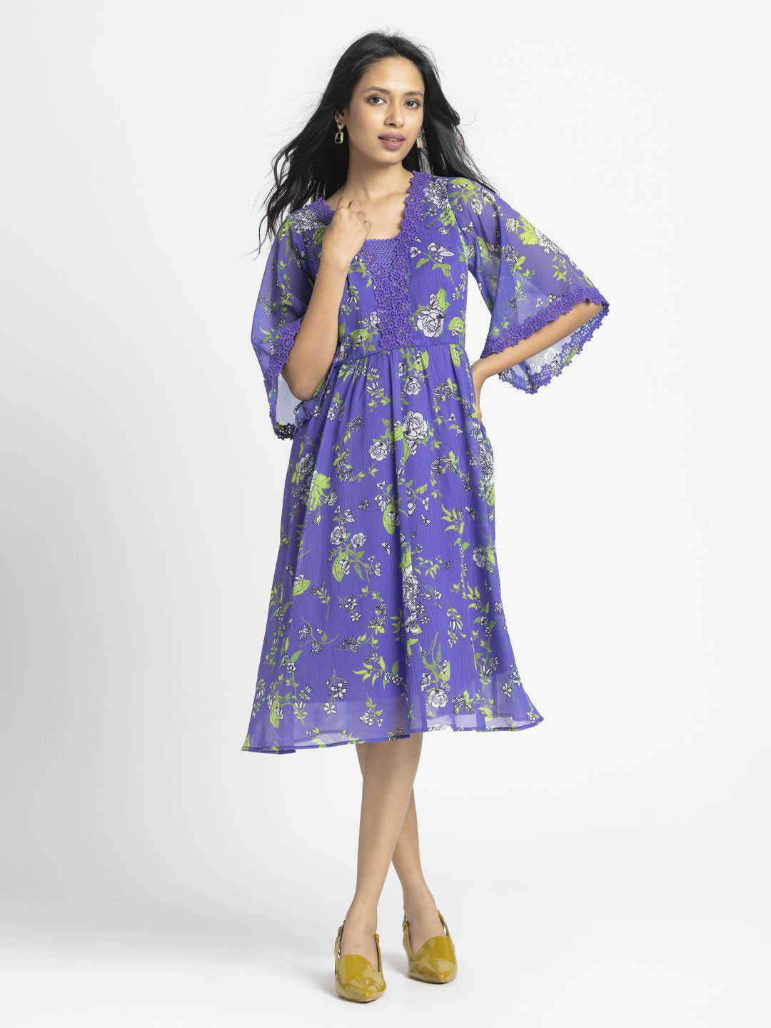 SHAYE Purple V-Neck Floral Print Short Sleeves Casual Dress For Women