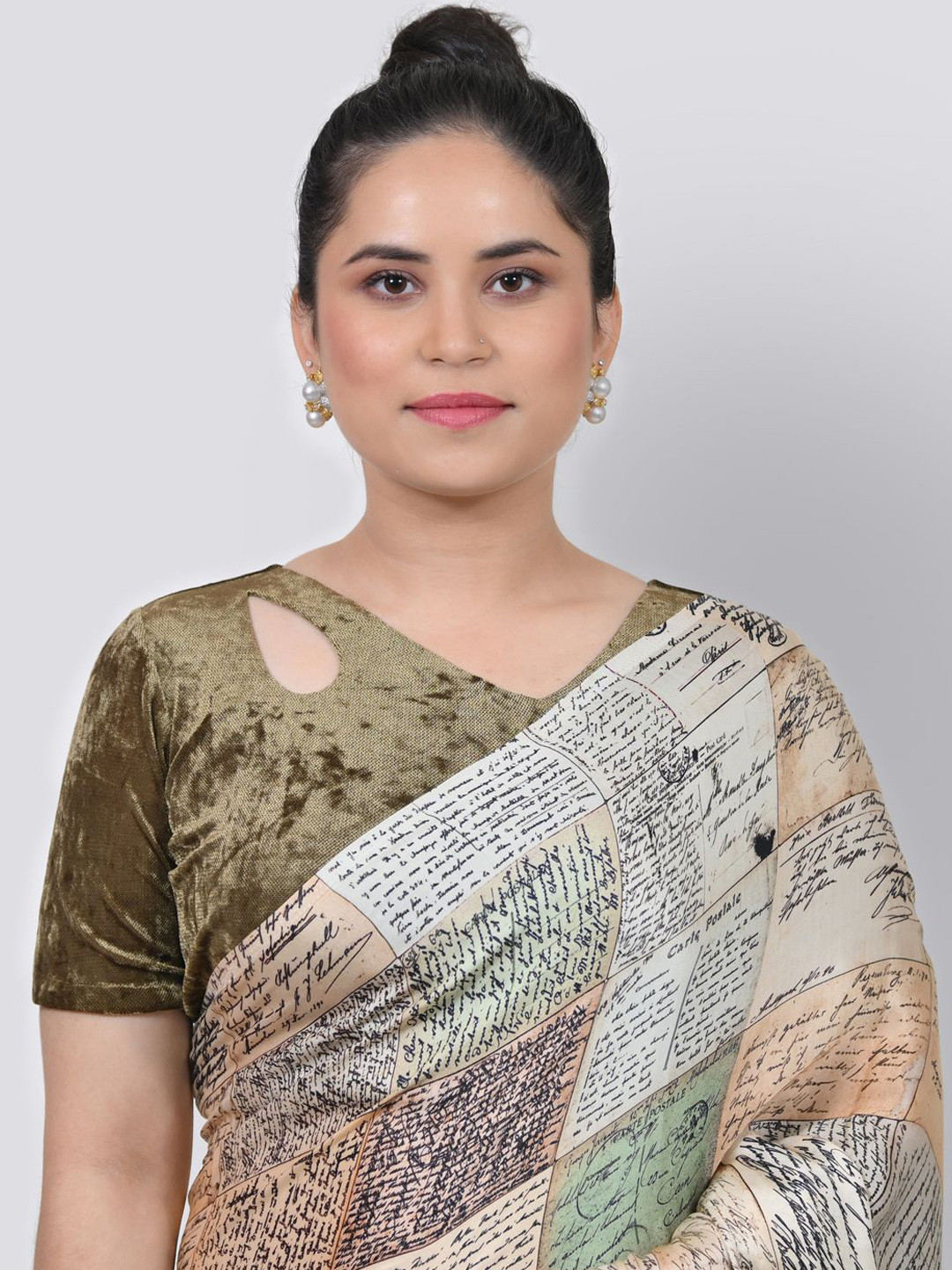 OFFICE & YOU Velvet Saree Blouse