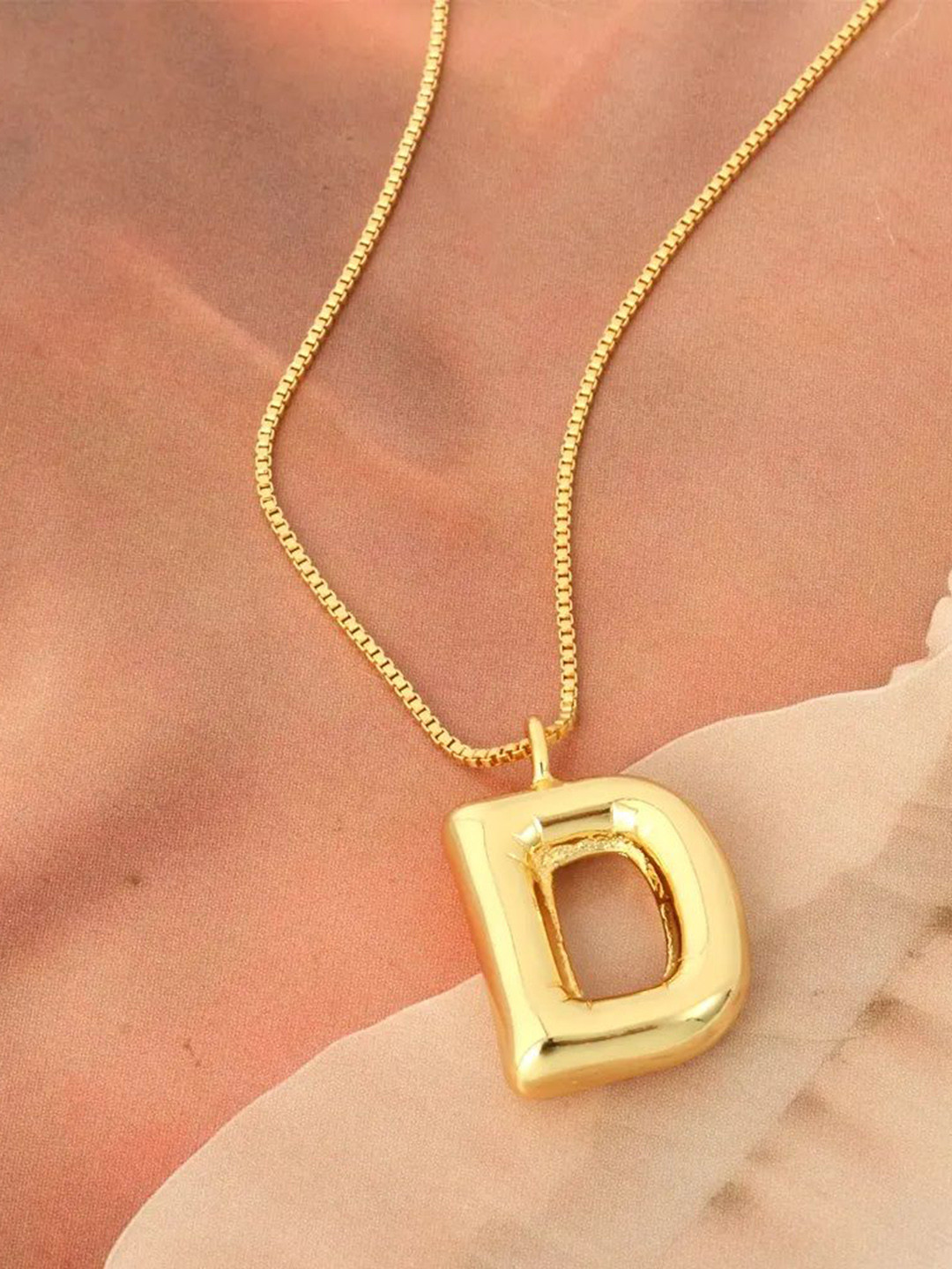 DressBerry Gold-Plated Stainless Steel Anti-Tarnish D Alphabet Letter Pendant & Chain