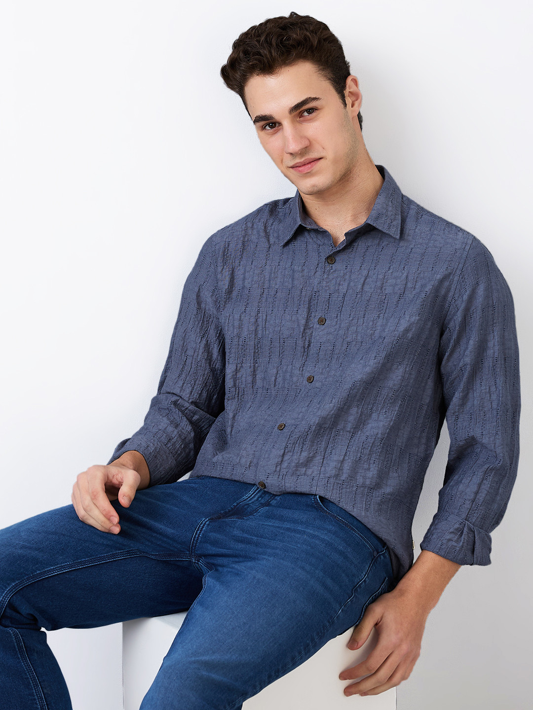 SPYKAR Men Spread Collar Textured Cotton Casual Shirt